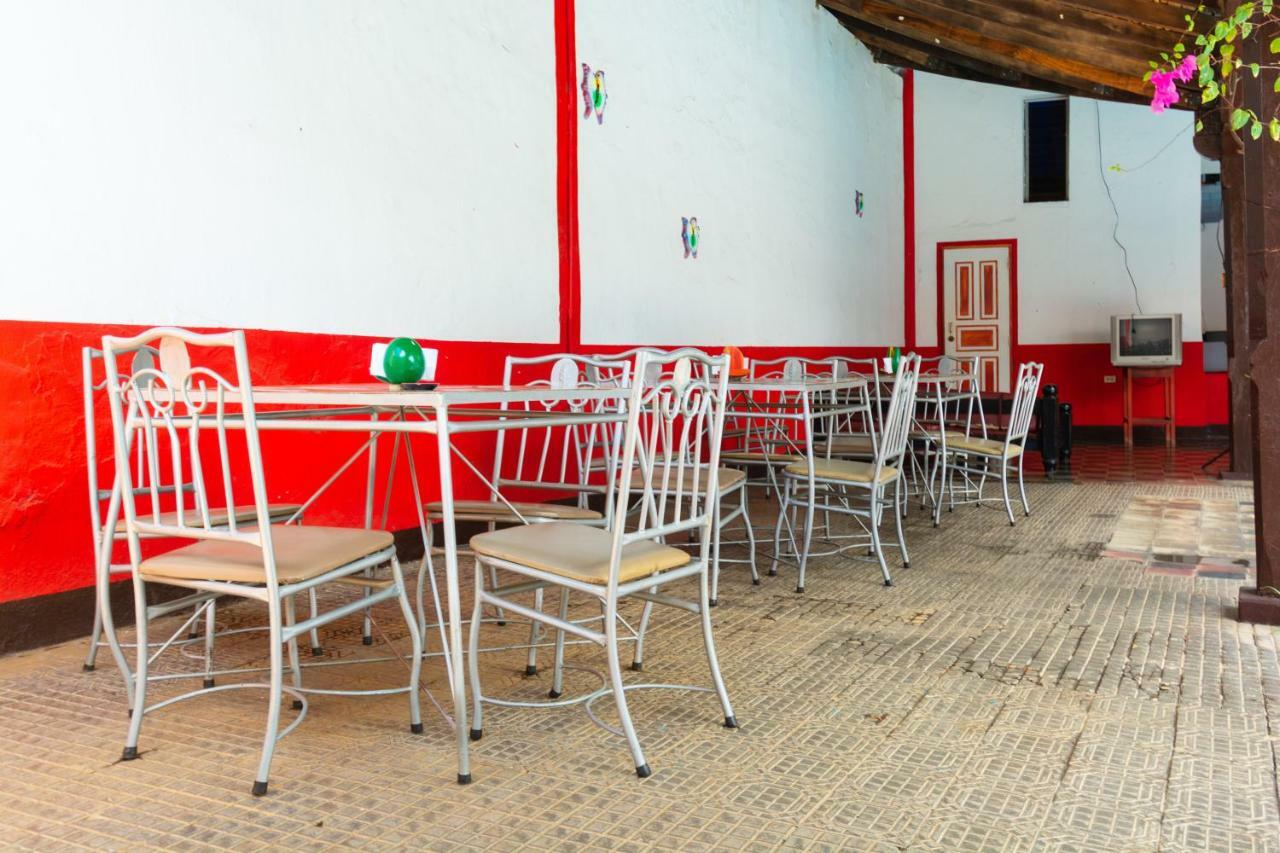 Hostal Lazybones León エクステリア 写真