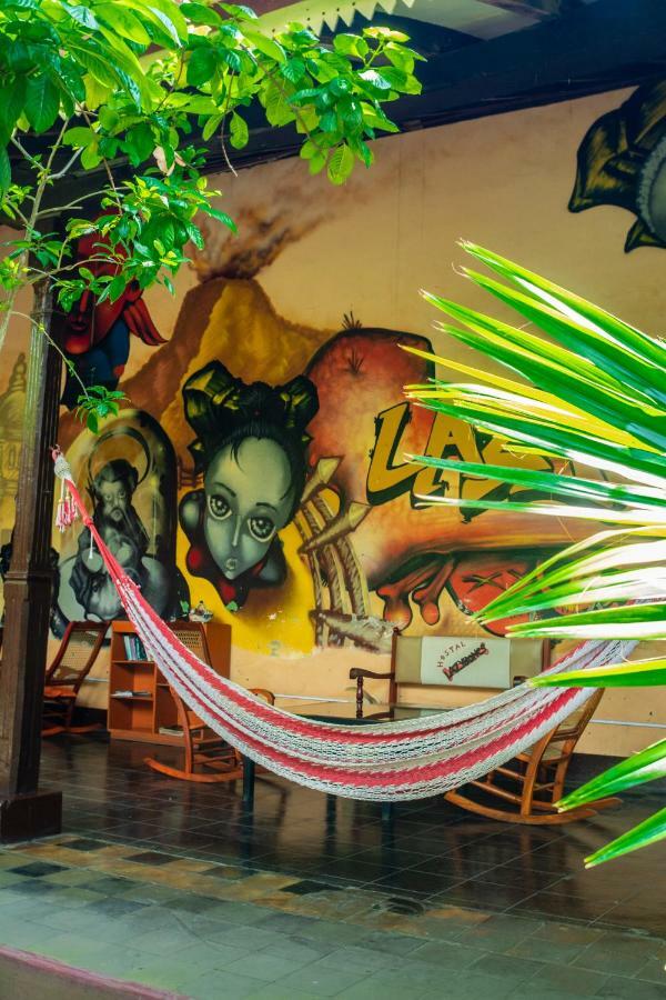 Hostal Lazybones León エクステリア 写真